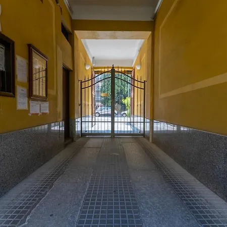 Tortona-navigli Subway דירה